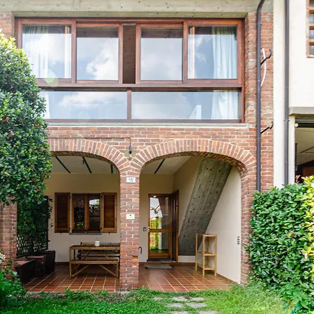 Il Lauro - House -
